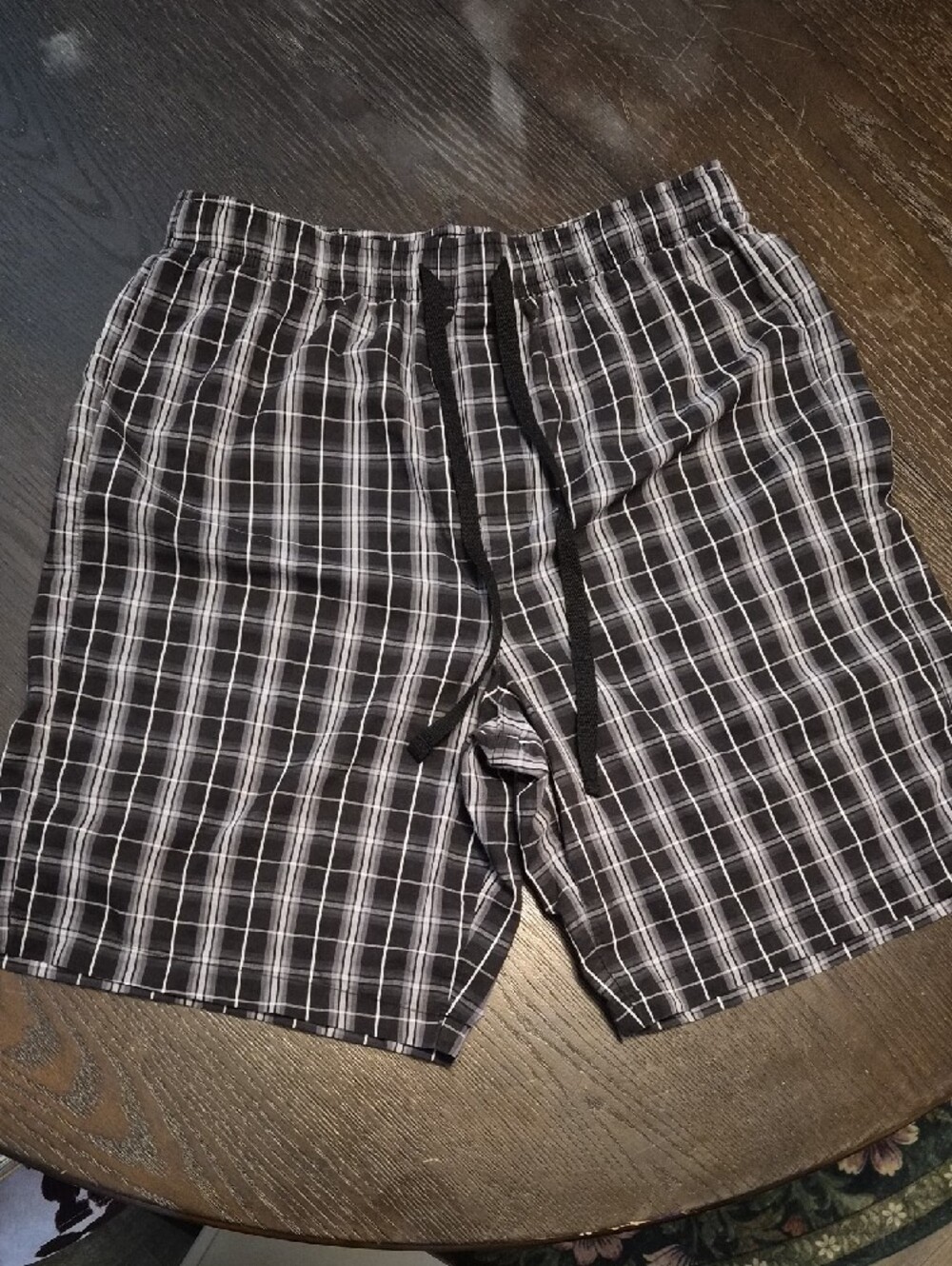Black and White Plaid Short Sleeve Mens Pj Set - Picture 5 of 6